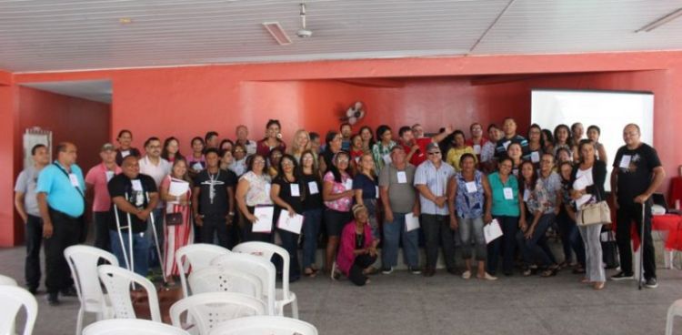 Aconteceu na manhã desta quarta-feira (06/12) mais uma etapa do Seminário de Funcionários de Escolas da rede estadual 